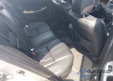 2006 Honda Accord 3.0 Ex z USA, uszkodzony, nr VIN 1HGCM66526A061152